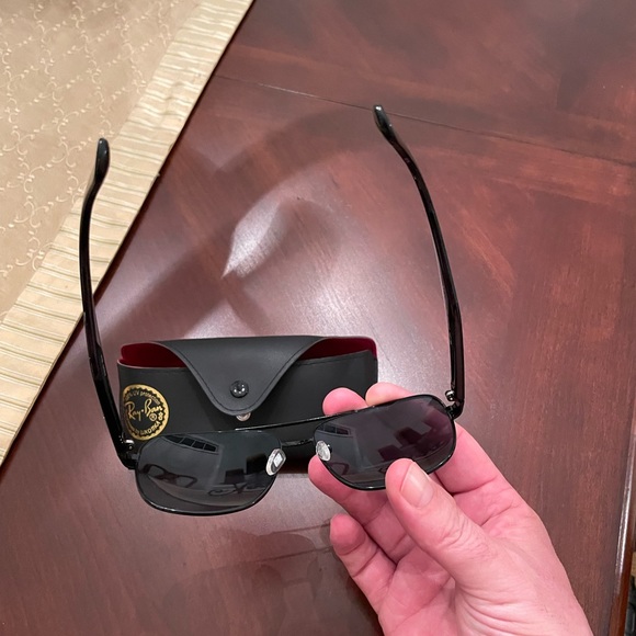 Ray Ban 3483 polarized gun metal sunglasses. Never been worn. - Picture 8 of 9